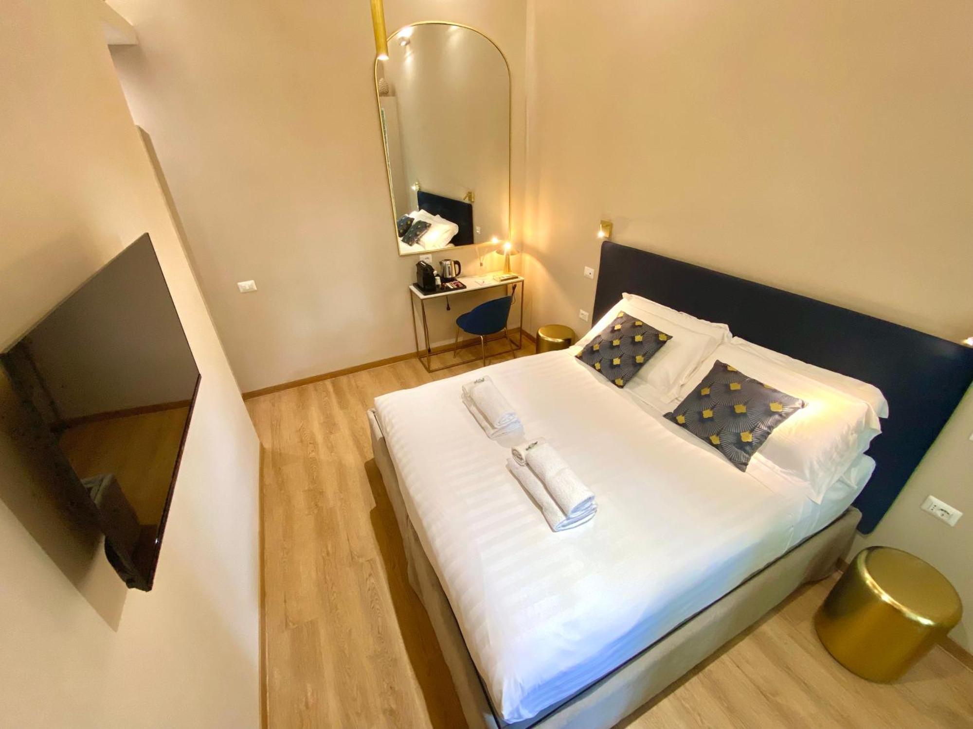 Queen Of Rome Luxury Rooms 외부 사진